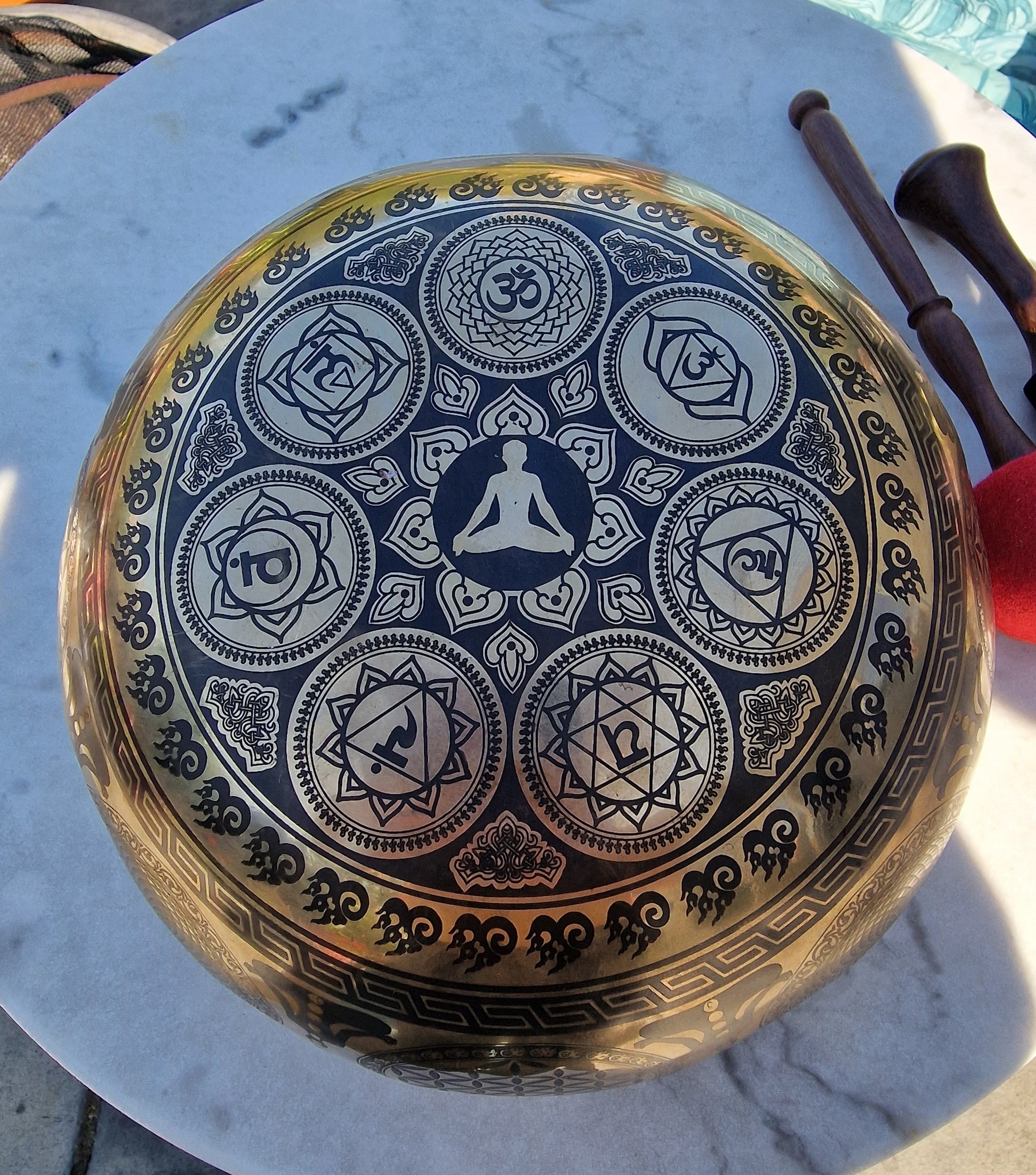 Bottom design of chakra Tibetan singing bowl 12 inch