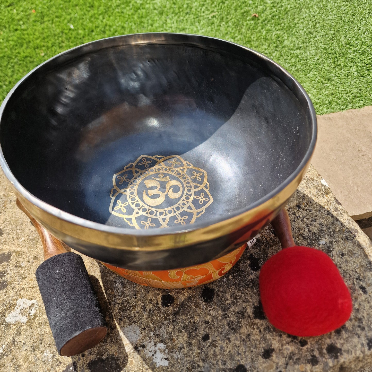 OM Lotus Tibetan Singing Bowl (9″)