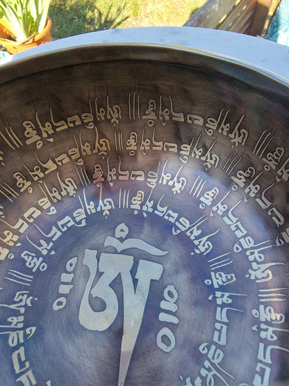Tibetan Singing bowl OM Mani Padme Hum