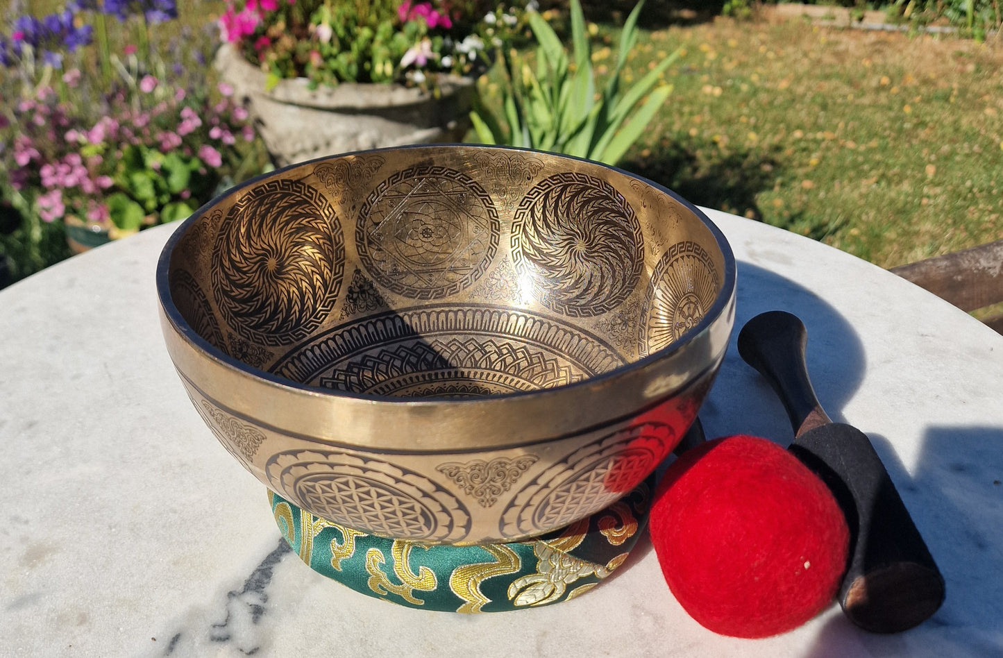 Sacred Geometry Tibetan singing bowl 8 inch – interior mandala pattern (handmade in Nepal)