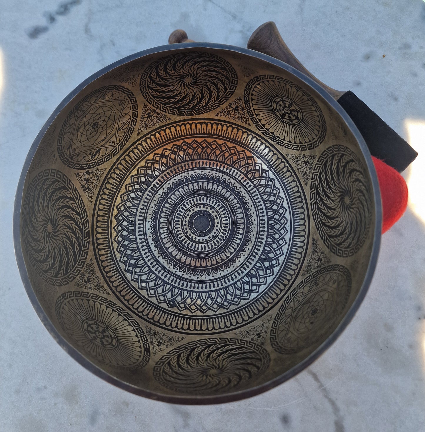 Sacred Geometry Tibetan Singing Bowl – 8″ Hand-Hammered (7 Metals) – Nepal