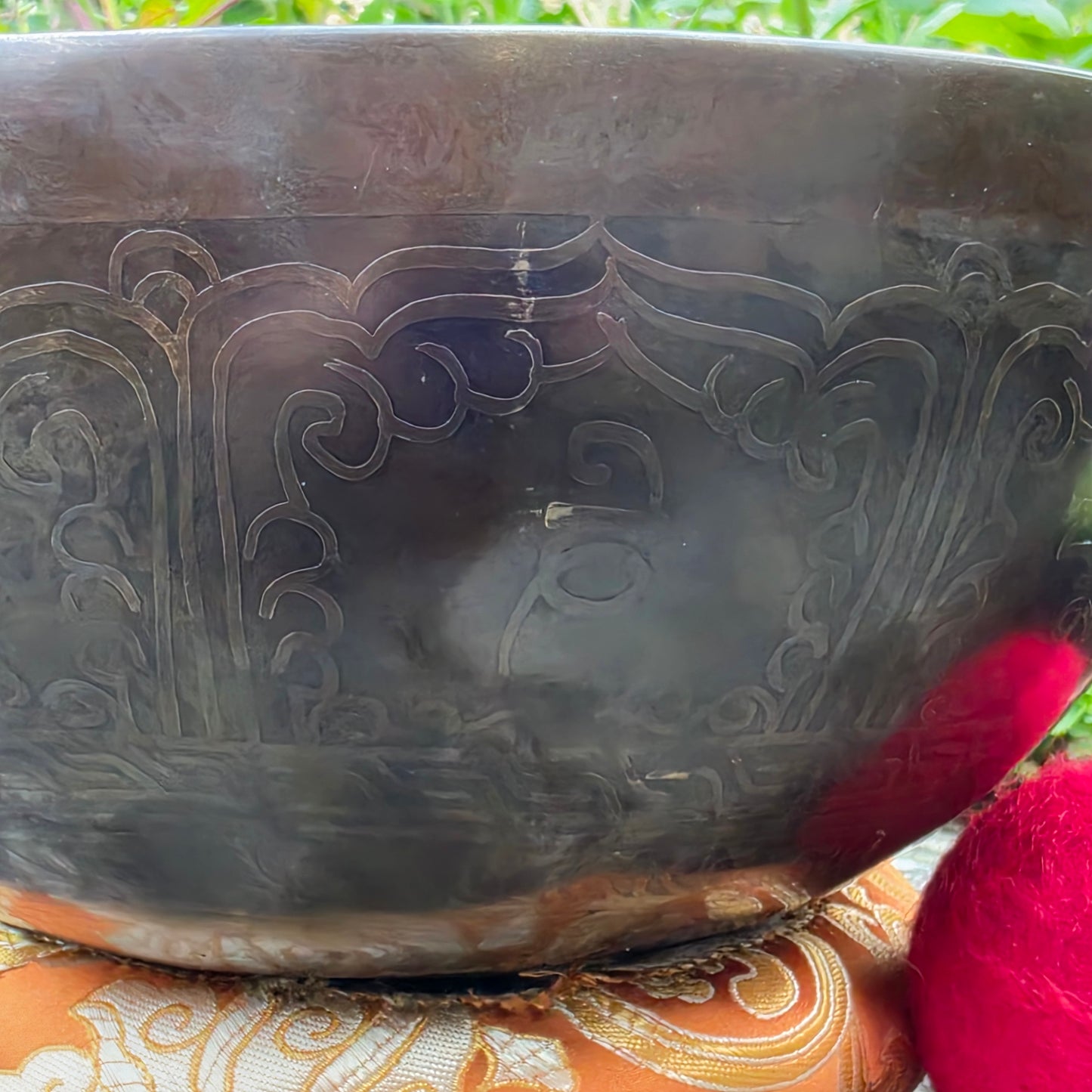 10" Buddha Eyes Chocolate Finish Tibetan Singing Bowl