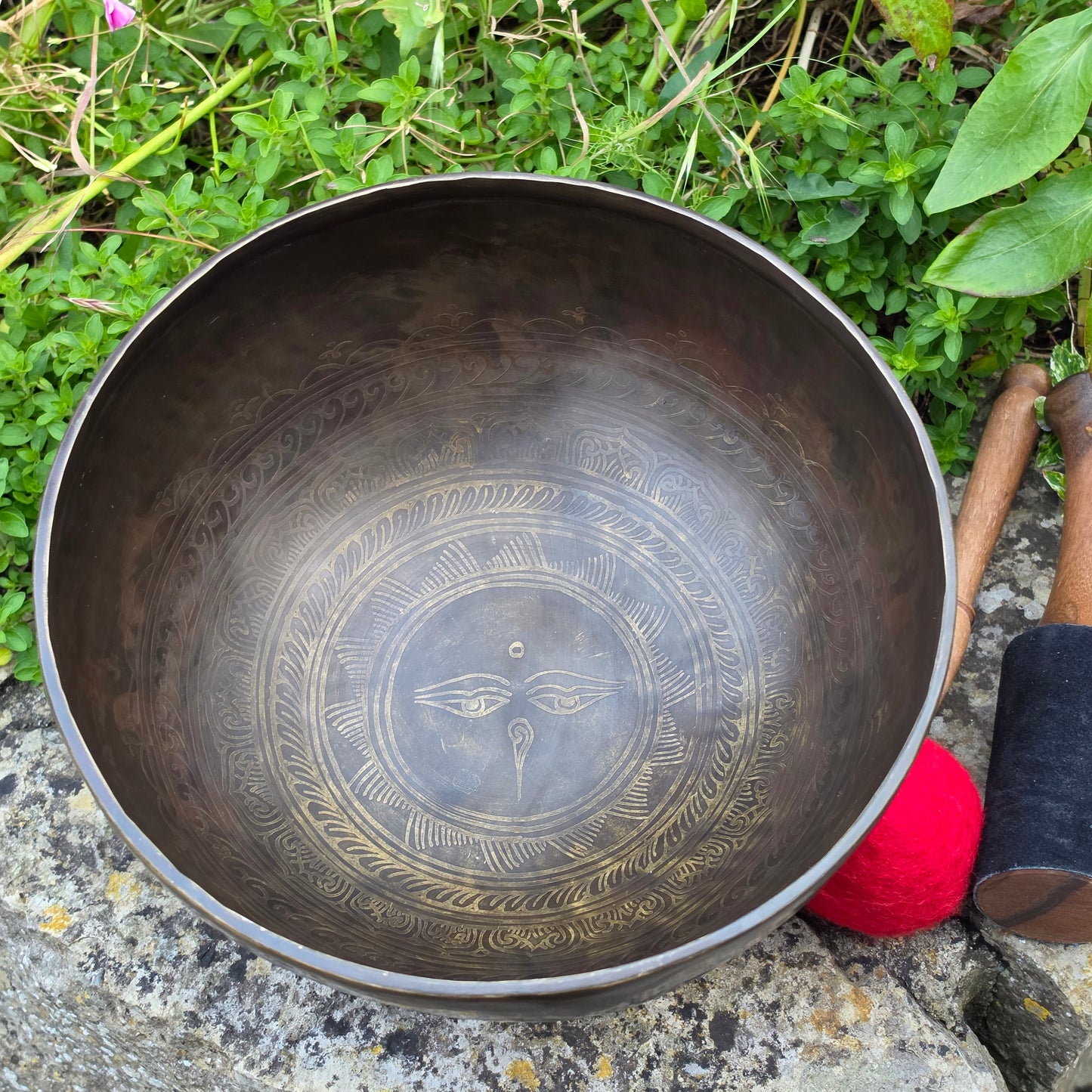 10" Buddha Eyes Chocolate Finish Tibetan Singing Bowl