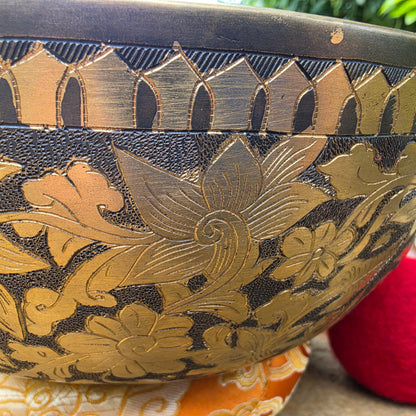 10" Tree of Life Om Mani Padme Hum Tibetan Singing Bowl (2.01kg)