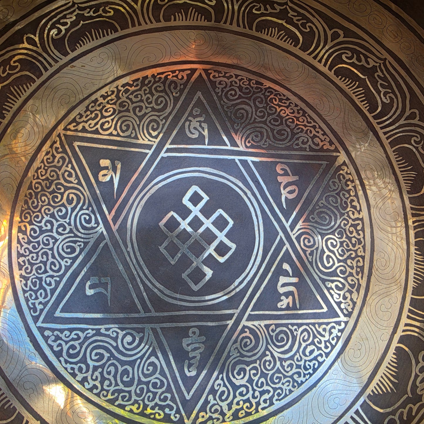 9” Tibetan Singing Bowl – Sacred Geometry & Om
