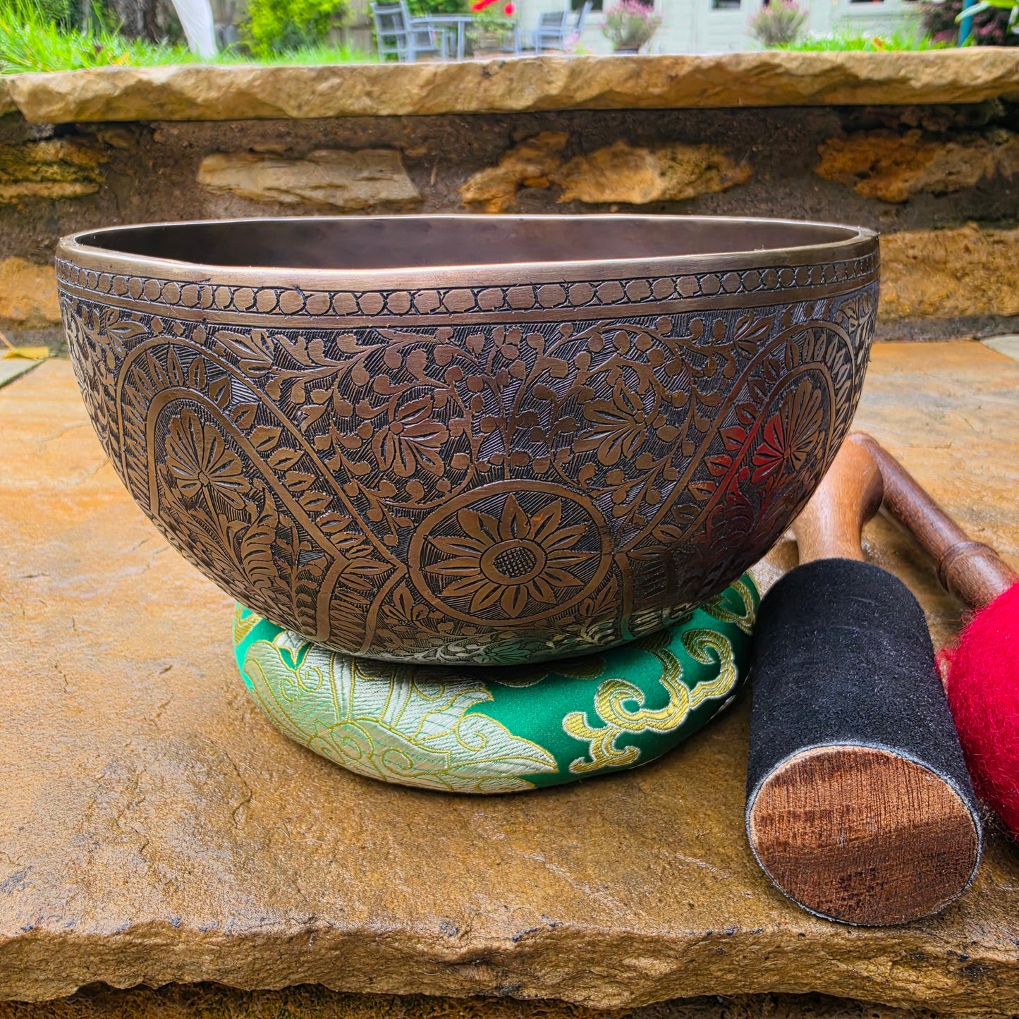 8" Hand-Carved Floral Tibetan Singing Bowl – 1.09kg