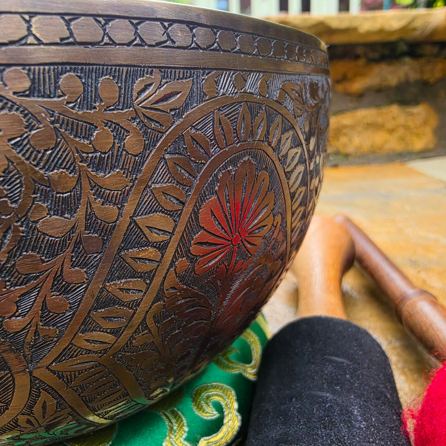 8" Hand-Carved Floral Tibetan Singing Bowl – 1.09kg