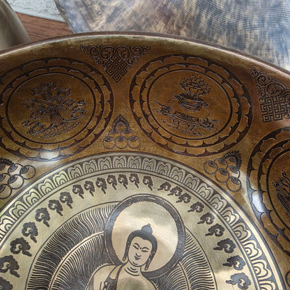 9" Buddha & Eight Auspicious Symbols Tibetan Singing Bowl – 1.28kg