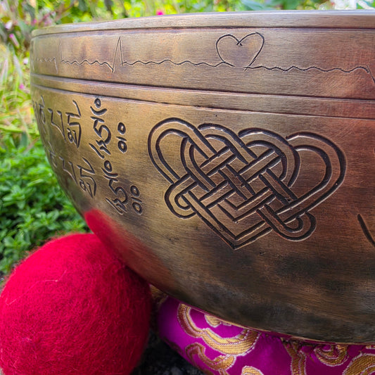 Heartbeat Tibetan Singing Bowl – 10” Meditation & Sound Healing Bowl