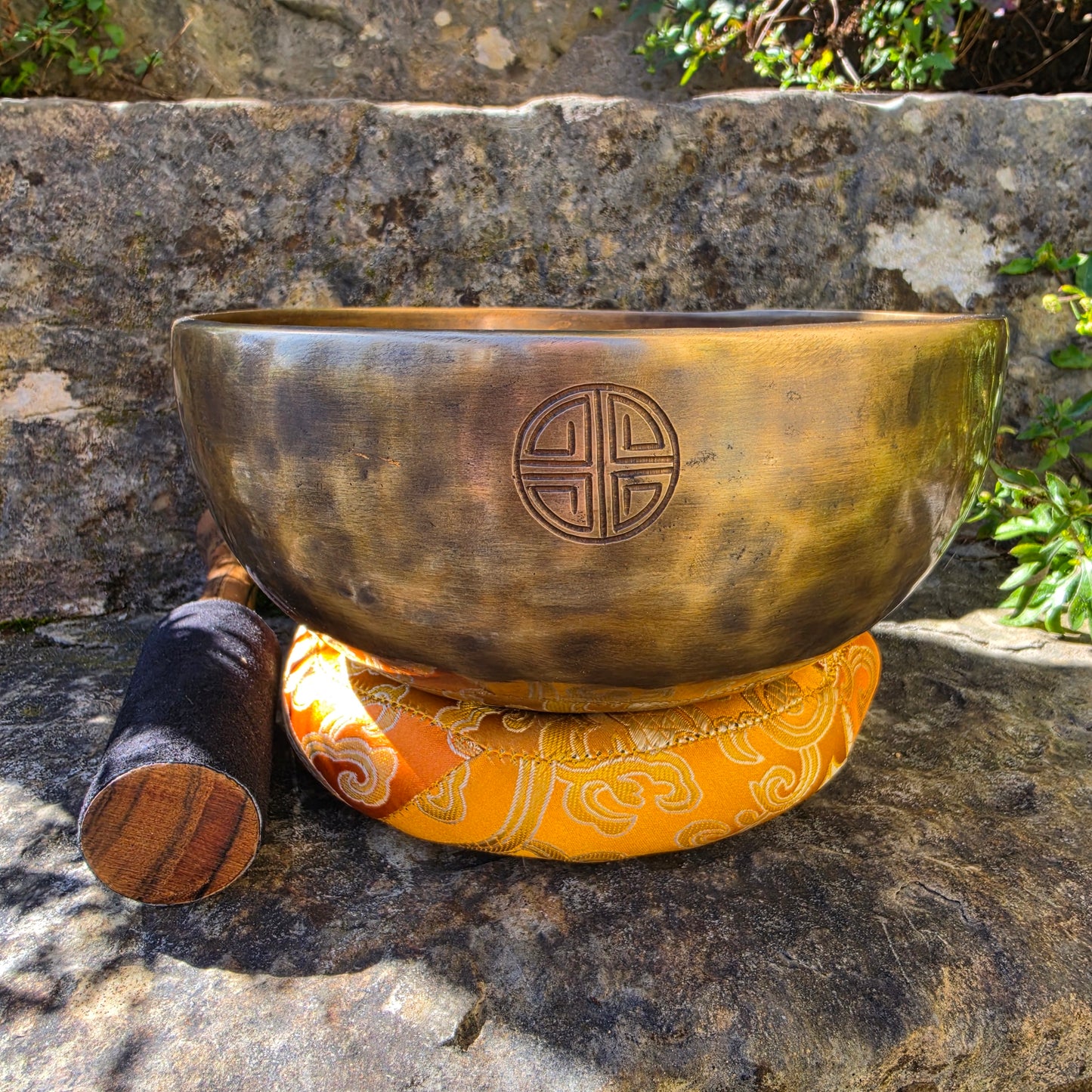 7.5" Full Moon Tibetan Singing Bowl – Handmade in Nepal