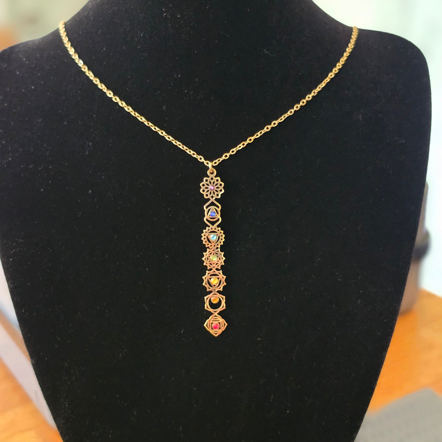 7 Chakra Cubic Zirconia Necklace – Gold Coloured Spiritual Pendant