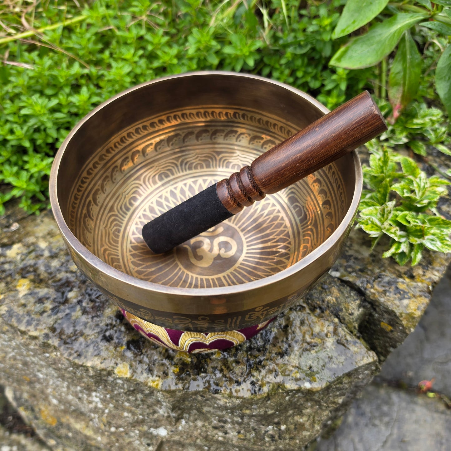 7" Om & Flower of Life Tibetan Singing Bowl – 1.07kg