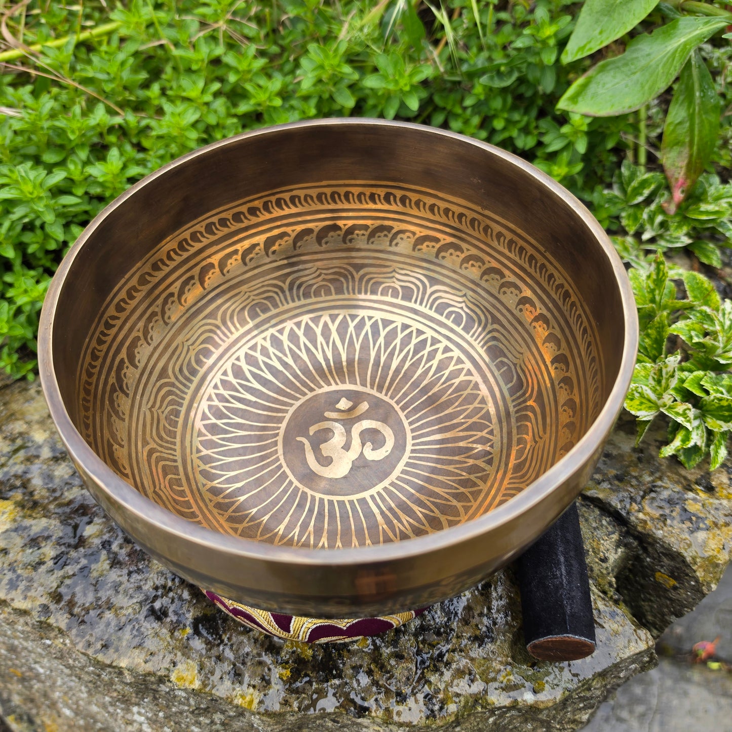 7" Om & Flower of Life Tibetan Singing Bowl – 1.07kg