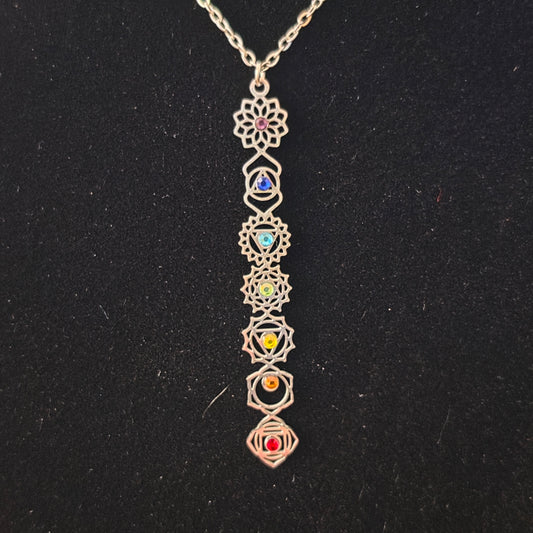 7 Chakra Cubic Zirconia Necklace – Silver Coloured Spiritual Pendant
