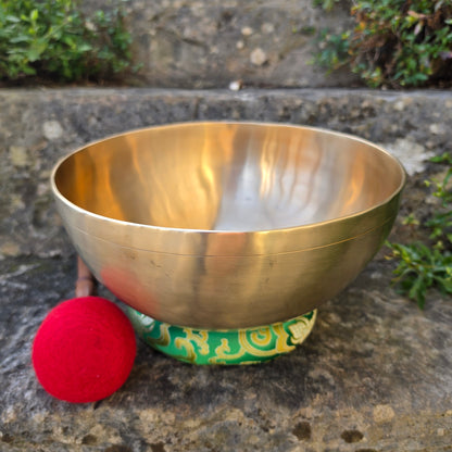 10" Handcrafted Tibetan Singing Bowl – Clear Resonant Strike Tone | Meditation & Sound Healing