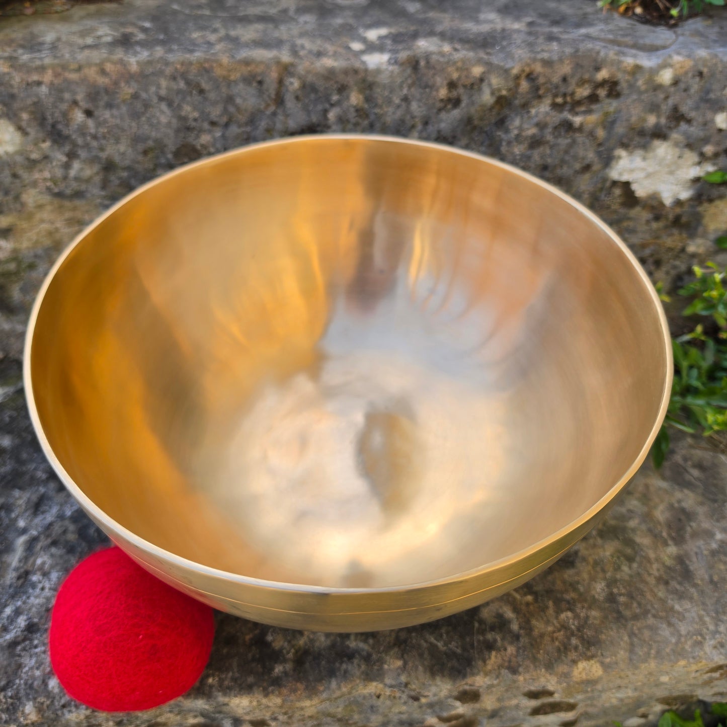 10" Handcrafted Tibetan Singing Bowl – Clear Resonant Strike Tone | Meditation & Sound Healing